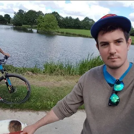 La Fleche Cupidon -la Roche Sur Yon 酒店 *