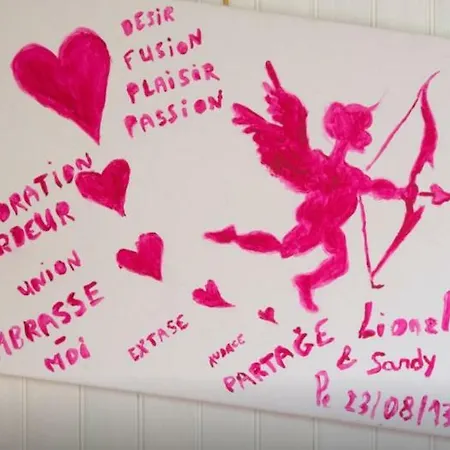 La Fleche Cupidon -la Roche Sur Yon *