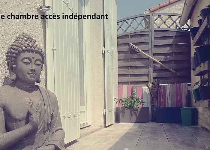 La Fleche Cupidon -la Roche Sur Yon Hotel